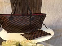 حقيبة لويس فيتون