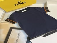 تيشيرت فندي أطفال