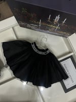 طقم دولتشي غابانا (تنورة + تيشيرت)