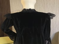 فستان نسائي مخمل