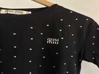 تيشيرت نسائي ميو ميو