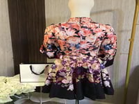 فستان نسائي