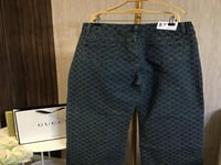 بنطلون قوتشي