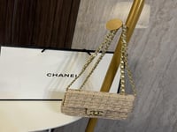 حقيبة شانيل بناتي