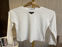 بلوزة برادا