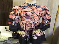 فستان نسائي