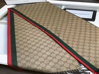 سكارف قوتشي