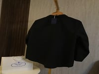 قميص برادا نسائي