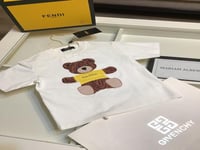 تيشيرت فندي أطفال