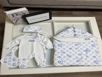 طقم مواليد ديور