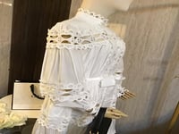 فستان نسائي