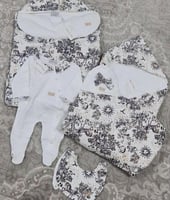 طقم مواليد ديور