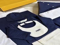 طقم فندي مواليد