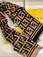 شال فندي شتوي