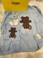 طقم مواليد فندي ازرق لحاف+ قبوع+ افارول