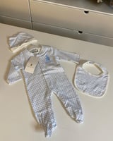 افارول قوتشي ازرق (افارول +قبعه+صدريه)