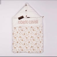 طقم مواليد روبرتو كفالي