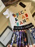 طقم تنورة وبلوزه