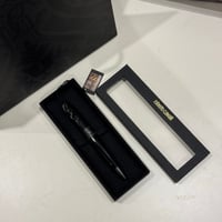 قلم روبرتو كفالي اسود