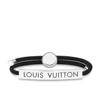 اسوارة LV space من لويس فيتون