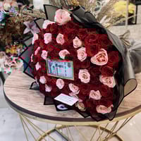 باقة زهرة الجوري