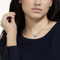 قلادة سواروفسكي Iconic Swan بحلية متدلية متعددة ال...