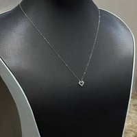 باقة ورد مع عقد الحب - ذهب عيار 18