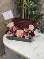 تنسيق الهدية على الاكريليك