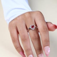 خاتم فضه بحجر الزركون الاحمر