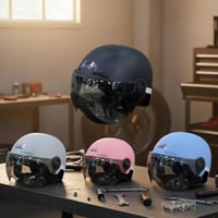 خوذة رياضي شبابي ولادي بألوان متعددة