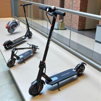 سكوتر كهربائي موديل 2025