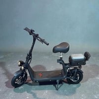 سكوتر كهربائي مقعد وشنطة بعجلين