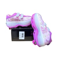 سكيت شوز بناتي يجمع الخيال والمرح