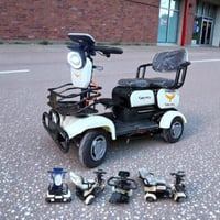 دباب كهربائي مزود بمقعد مريح