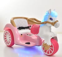 سيارة اطفال مميزة كهربائي