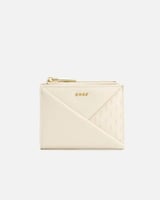 محفظة بتصميم لكل يوم باللون الأبيض