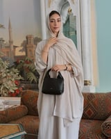 شنطة نسائية كلاسيك بلون أسود