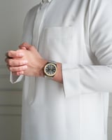 ساعة هتان الرجالية من الستيل بلون فضي