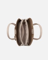 شنطة نسائية من الجلد بلون بني