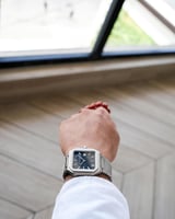 ساعة بدر الرجالية من الستيل بلون فضي