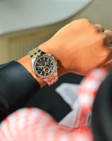 ساعة سعد الرجالية من الستيل بلون فضي وذهبي