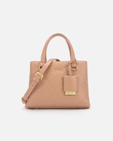 شنطة نسائية جلد باللون الوردي