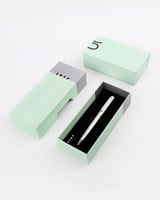 قلم رجالي بتصميم مميز بلون فضي