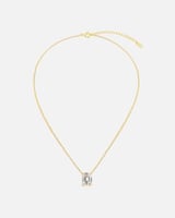 سلسال نسائي بلون ذهبي بتصميم أنيق