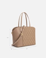 شنطة نسائية بتصميم أنيق بلون وردي