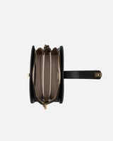 شنطة نسائية بتصميم مميز بلون أسود