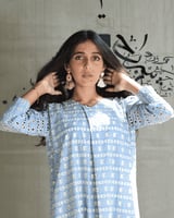 جلابية الهَنوف النسائيه بلون أزرق