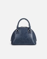 شنطه نسائيه مميزه باللون الأزرق