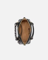 شنطه نسائيه مميزه باللون الأسود