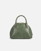 شنطه نسائيه مميزه باللون الأخضر